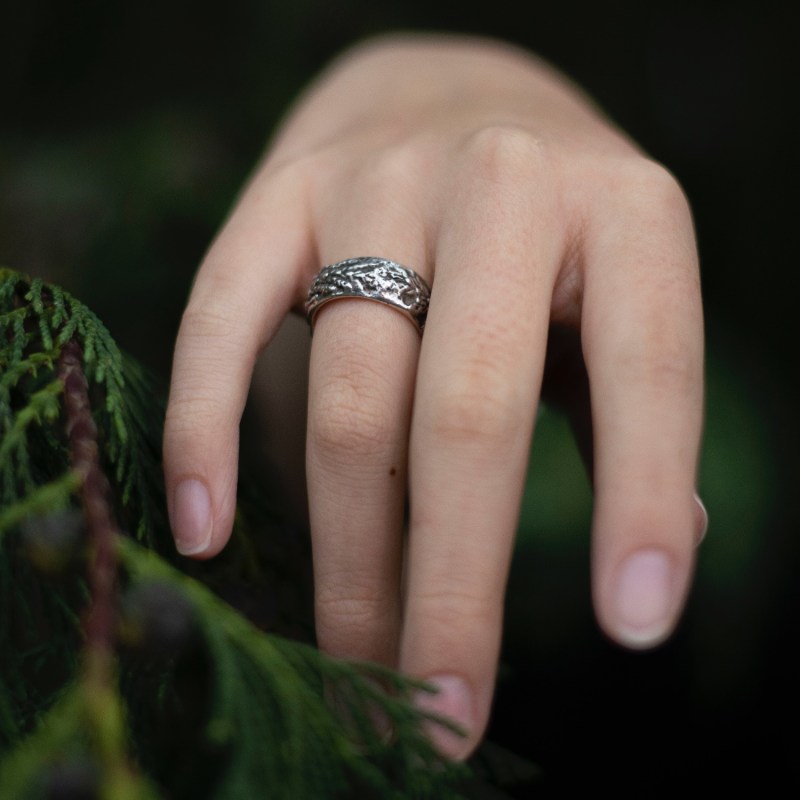 Thumbnail of Cedar Band Ring In Silver image