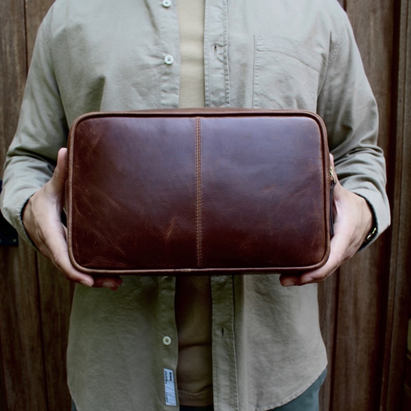 Cognac Leather Top Zip Wash Bag LeatherCo. Wolf & Badger