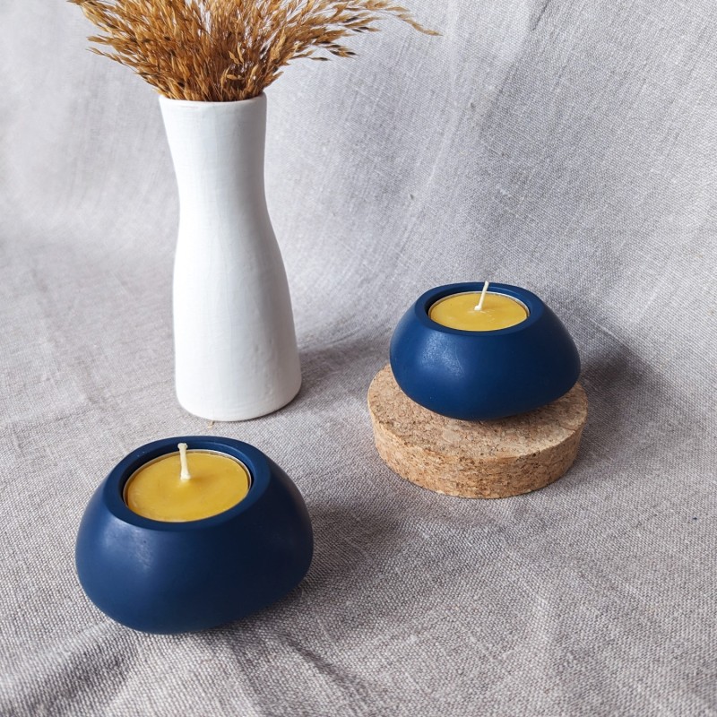 Thumbnail of Concrete Tealight Candle Holders And Beeswax Tealights Gift Set - Ocean Blue image