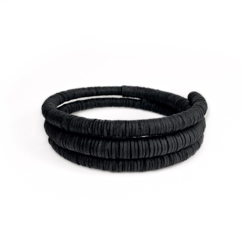 No outlet clasp choker