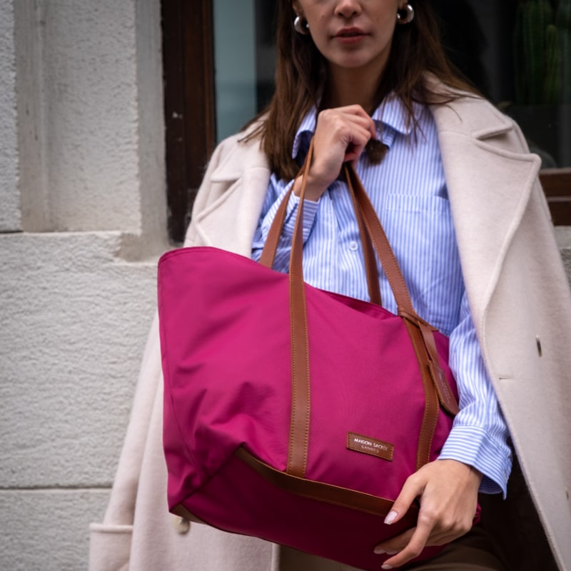 Croisette Light Shoulder Bag - Burgundy, Maison Sacrée