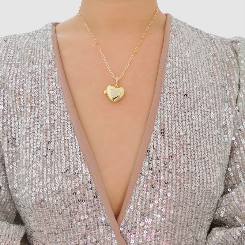 Crystal chains with locket new arrivals