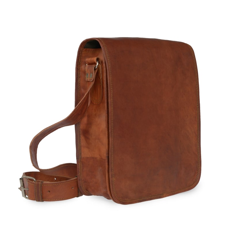 Vida Vintage Leather Messenger Day Bag | VIDA VIDA | Wolf & Badger