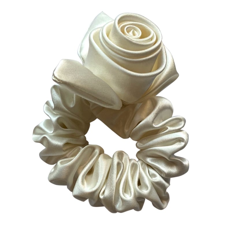 Thumbnail of Silk Scrunchie Rosie - White image