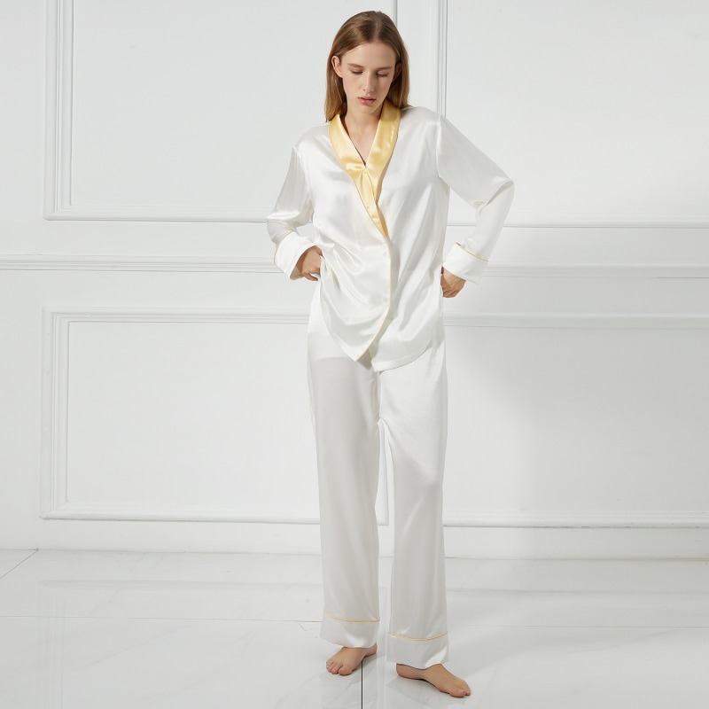 Thumbnail of Daffodils Pure Silk Long Sleeve Pyjama Set For Women image