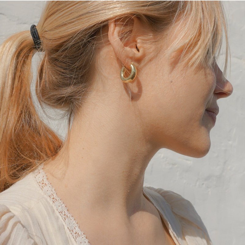 Small gold chunky hoops clearance