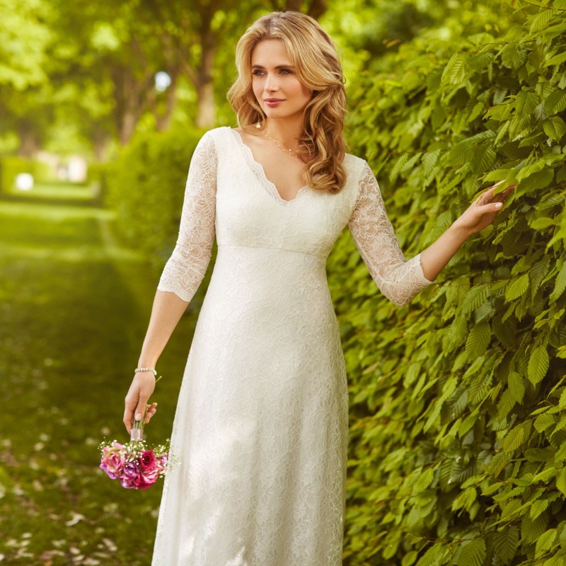 Anya Lace Wedding Gown | Alie Street London | Wolf & Badger