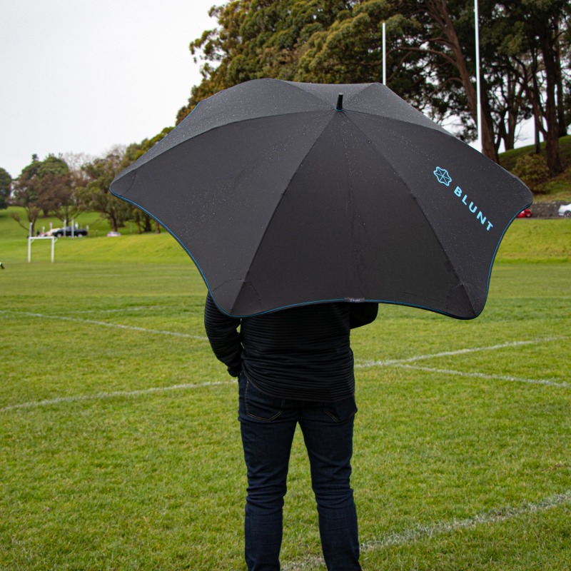 Thumbnail of Blunt Sport Umbrella - Black Blue image