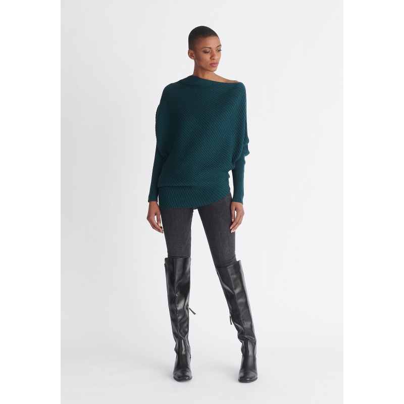 Fitted knitted jumper top