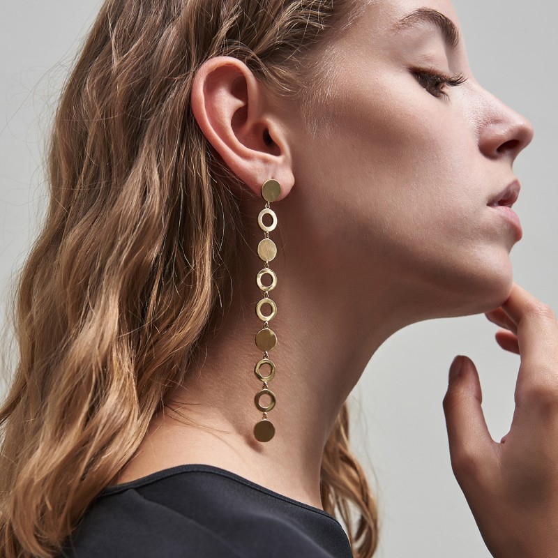 Thumbnail of Mixtura 9.5 Unbalanced Point Earrings Yellow Gold image