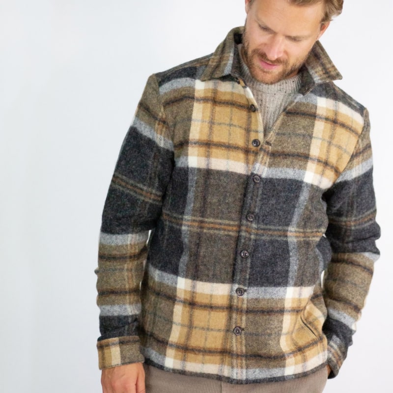 Thumbnail of Wool Blanket Shirt Barney image