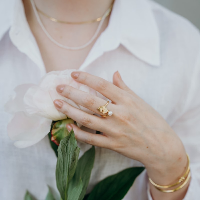 Thumbnail of 18K Gold Vermeil Ginkgo And Pearl Ring image