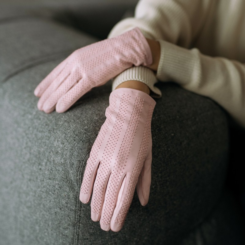 Thumbnail of Pink Leather Gloves For Woman - Handmade - Vernazza image