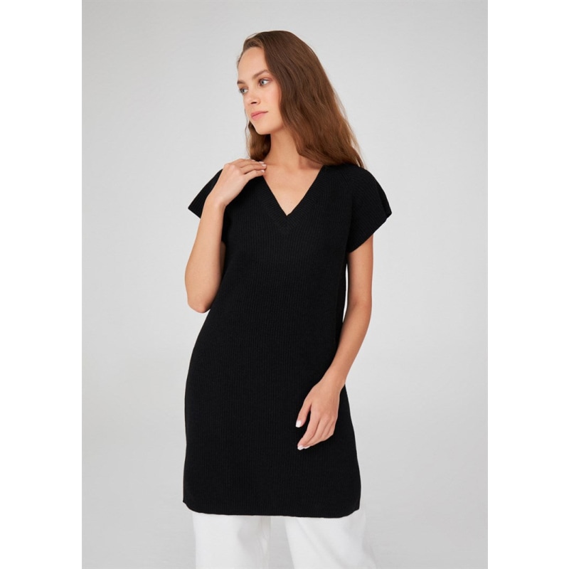 Thumbnail of V-Neck Knitwear Sleeveless Drop Shoulder Long Tunic - Black image