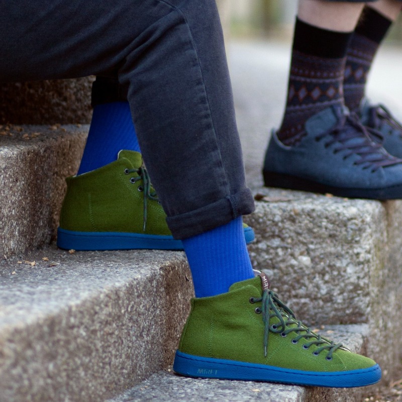 Blue green sneakers deals
