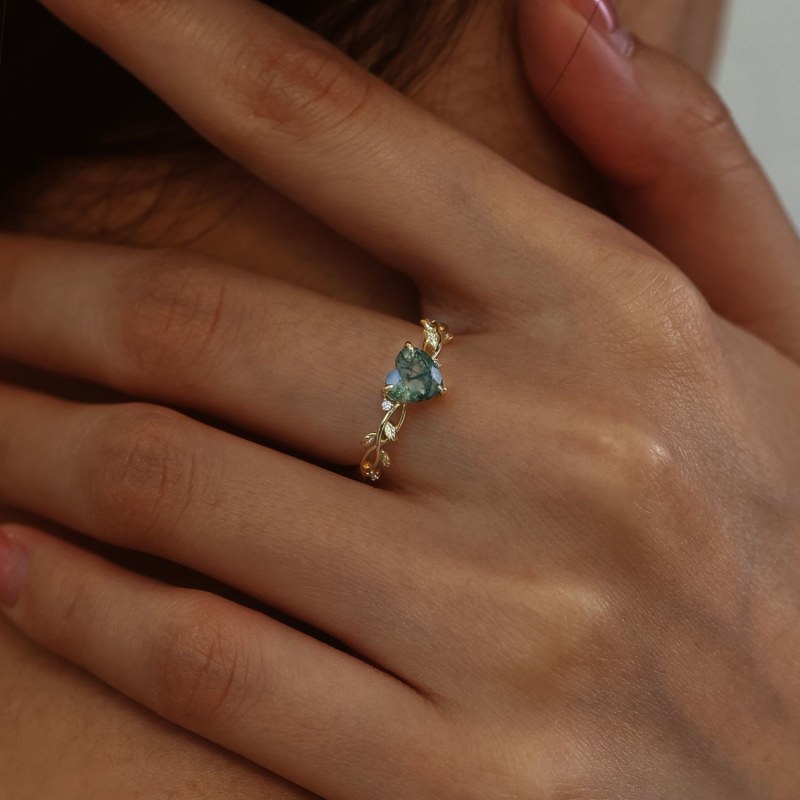 Sarah Blue Gem Cluster Band in Gold Vermeil Sarah Blue Gem Cluster Band in Gold Vermeil