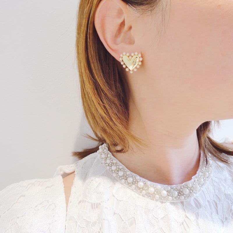 Thumbnail of Fancy Gold Heart Pearl Earrings image