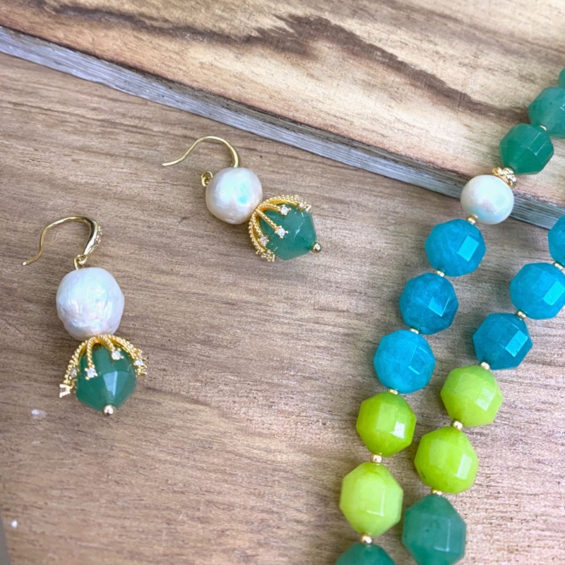 Thumbnail of Irregular Freshwater Pearls With Green Aventurine Stones Jade Dangle Earrings image