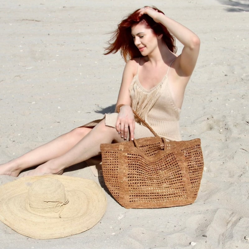 Neutral beach bag hot sale