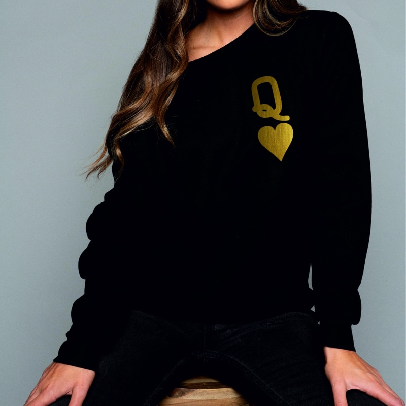 Thumbnail of Queen Of Hearts Oversized Jumper In Black & Gold image