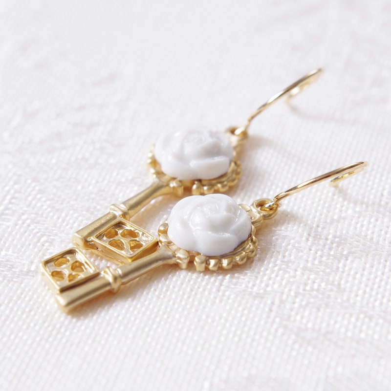 Thumbnail of Porcelain Camellia Golden Key Earrings image