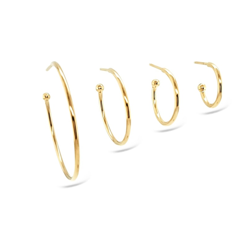 Thumbnail of Hoop Earrings 20Mm - Gold image