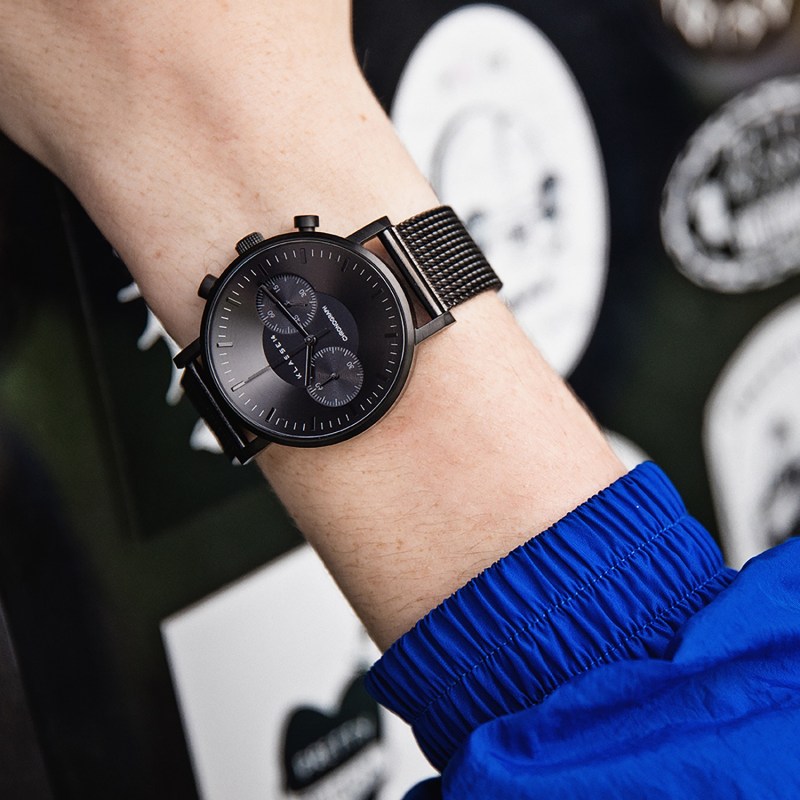 Volare Chronograph Dark Mesh 42Mm | KLASSE14 | Wolf & Badger