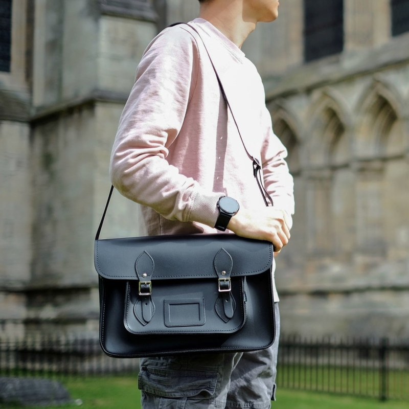 Handmade leather messenger bag deals