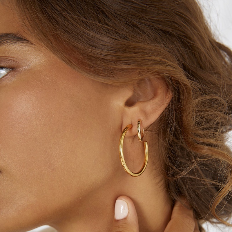 Thumbnail of Harper Hoop Earrings - Gold image