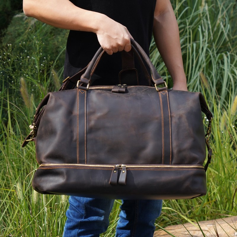 Leather holdall deals with shoe compartment