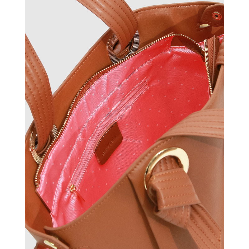 Thumbnail of Heart Of Gold Leather Shoulder Bag - Camel image