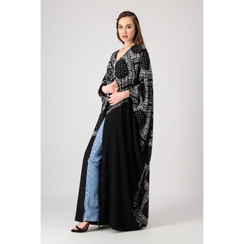 Thumbnail of Mariposa Cut Two-Tone Abaya Printed Paisley image