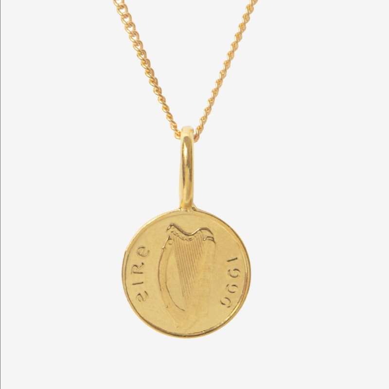 Thumbnail of Irish 5P Coin Necklace In Yellow Gold Plate image