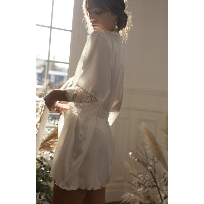 Ivory kimono robe hot sale