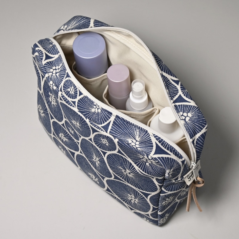 Thumbnail of Korall Dark Blue Wash Bag Xl image