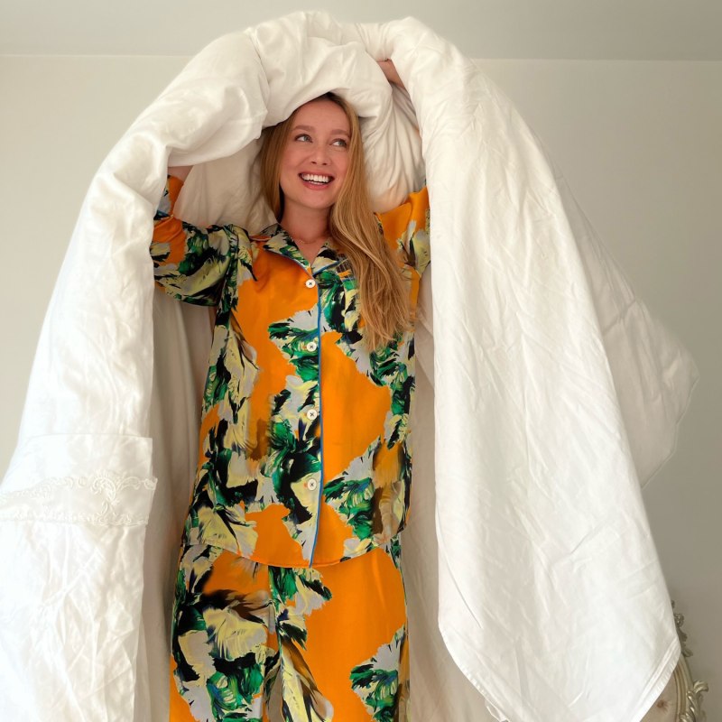 Thumbnail of Lisa Silk Pyjama Set - Multicolour image