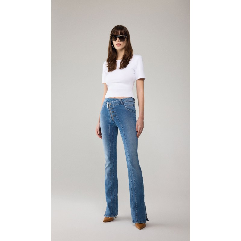 Mackenzie jeans store