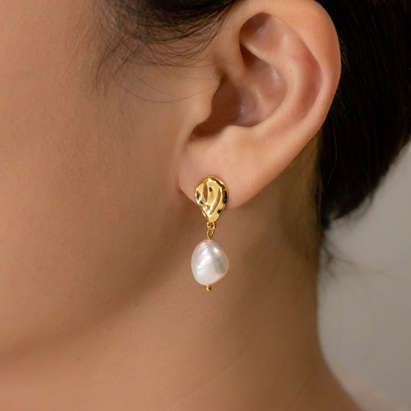 Thumbnail of Ripples Baroque White Pearl Gold Earrings image