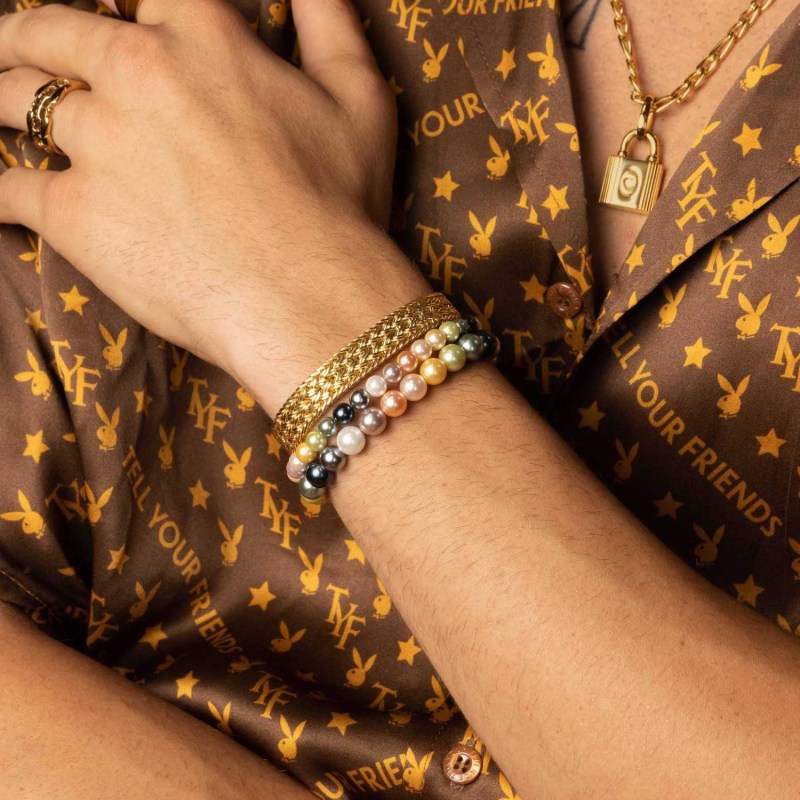 louis vuitton bracelet on wrist men