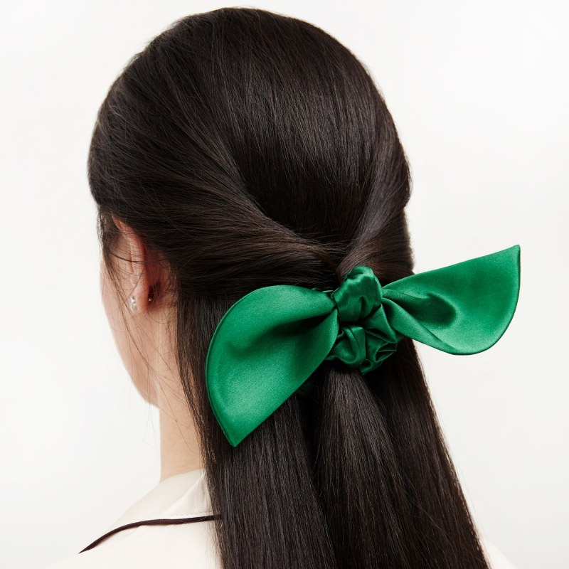 Thumbnail of Silk Scrunchie Brigitte Green image