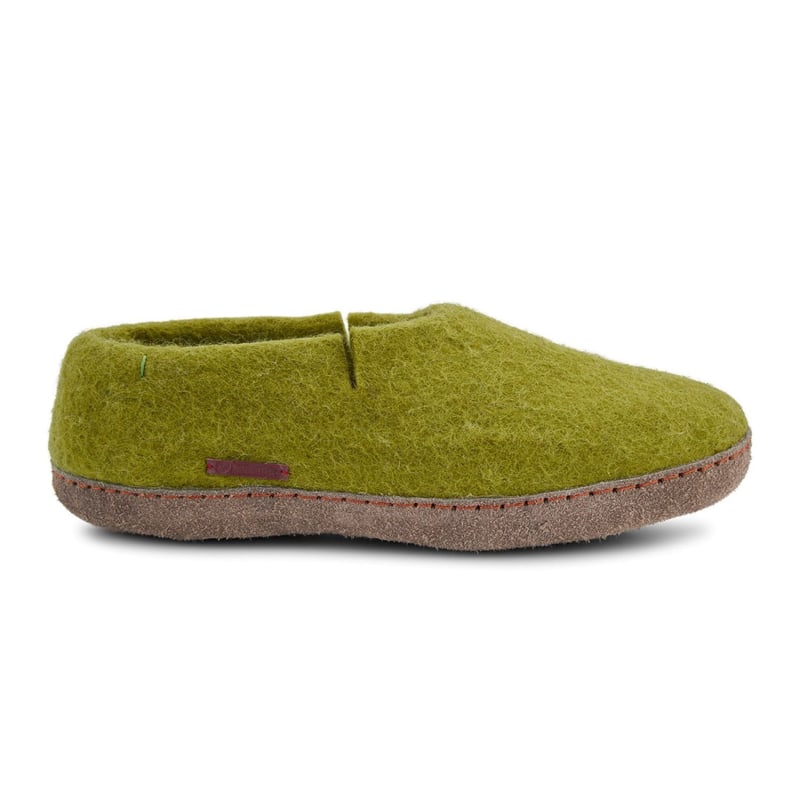 Thumbnail of Men's Classic Shoe - Green image