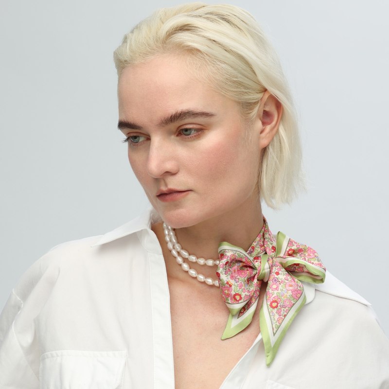 Scarf with necklace attached discount