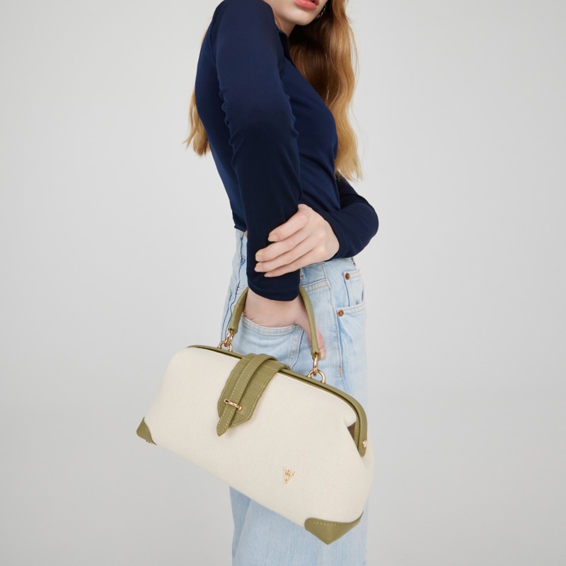 Canvas doctors shop bag