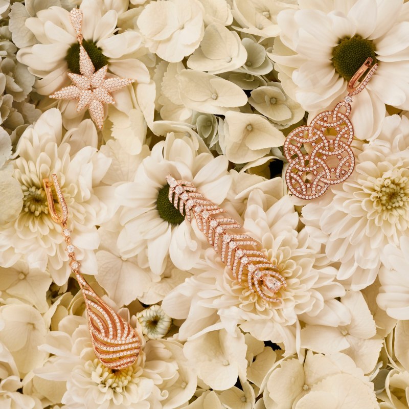 Thumbnail of Peacock Feather Elongated Drop Earrings Rosegold image