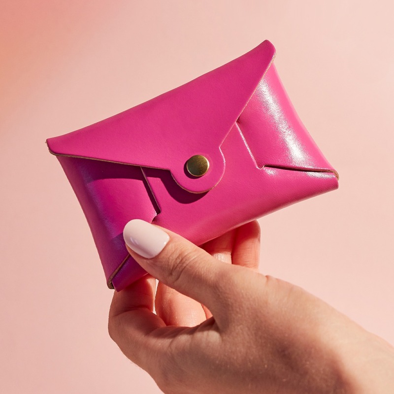 Fuchsia pink hot sale purse