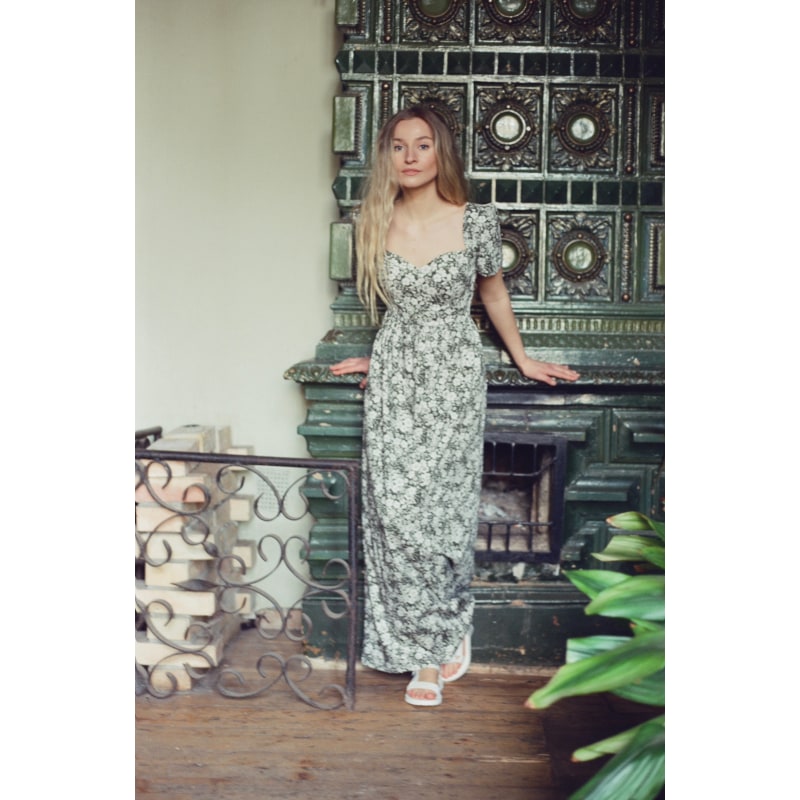 Thumbnail of Poppy Maxi Dress With A Sweetheart Neckline & Sculpted Bodice - Green image