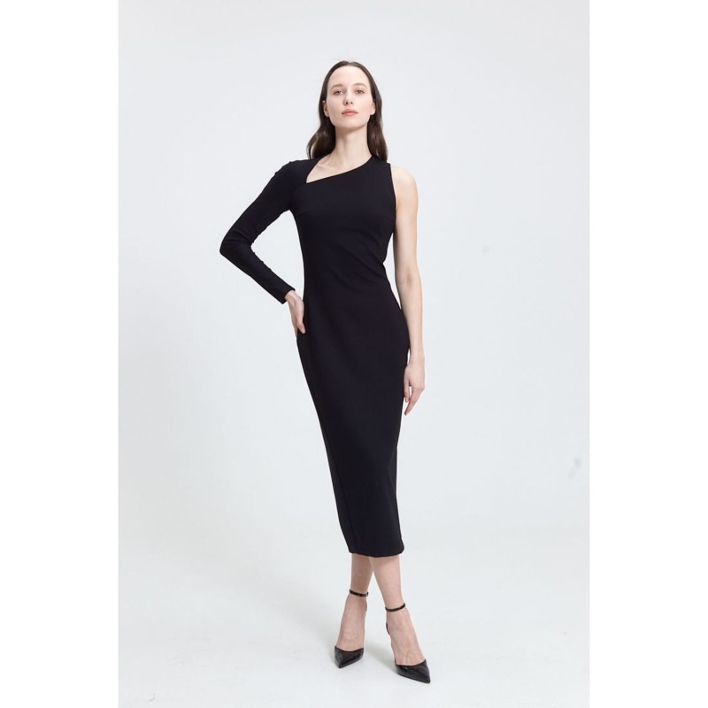 Minimalist cocktail dress shop