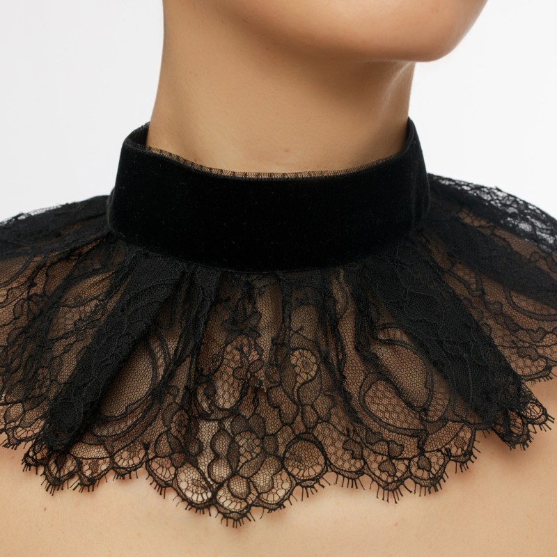 Thumbnail of Yasmina Collar image