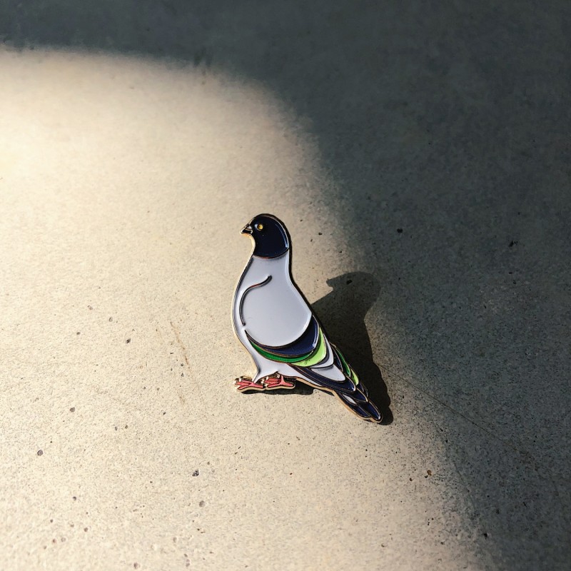 Thumbnail of Enamel Pin Pigeon image