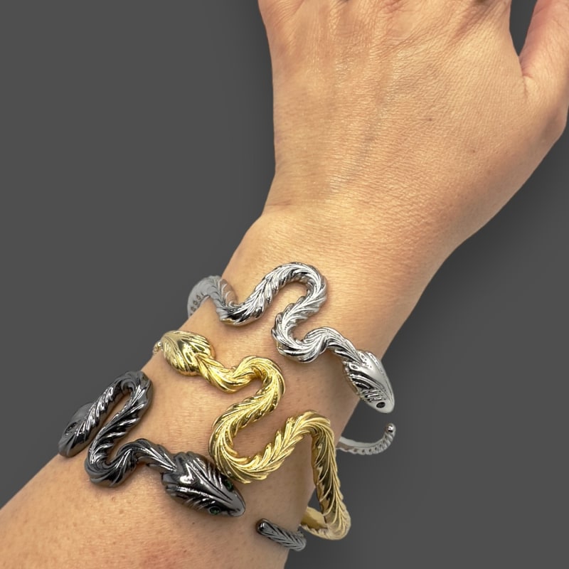 Serpent bangle 2025